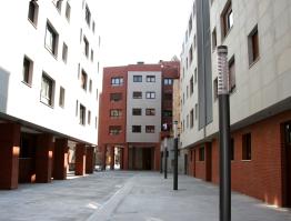 BARAKALDO – Hilario Agapito,11 (Retuerto)