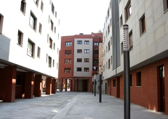 BARAKALDO – Hilario Agapito,11 (Retuerto)