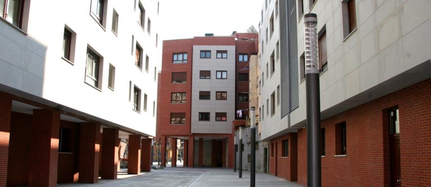 BARAKALDO – Hilario Agapito,11 (Retuerto)